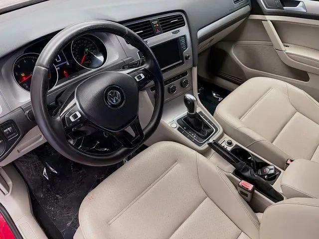 2017 Volkswagen Golf SportWagen TSI SE