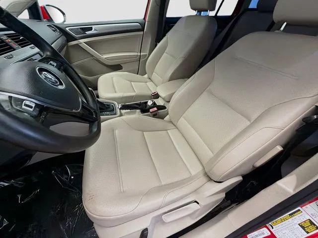 2017 Volkswagen Golf SportWagen TSI SE