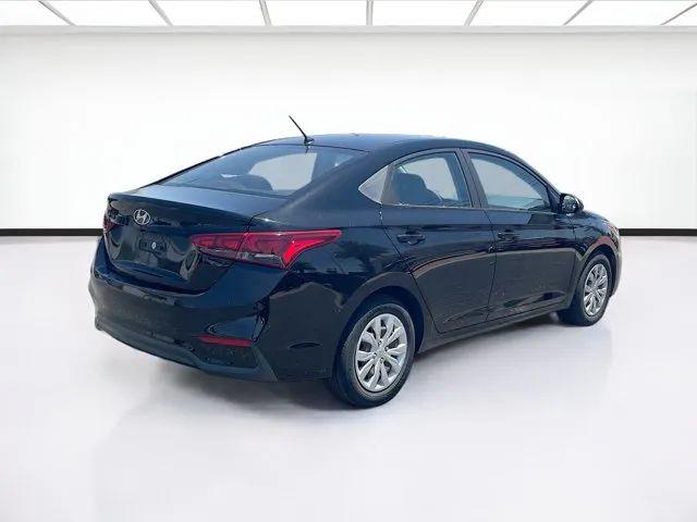 2020 Hyundai Accent SE