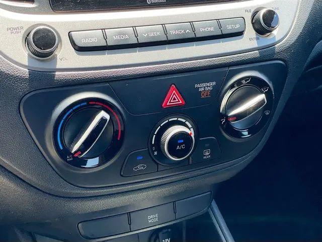 2020 Hyundai Accent SE