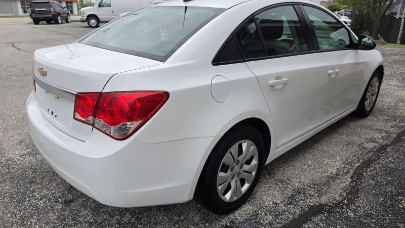 2013 Chevrolet Cruze LS Auto