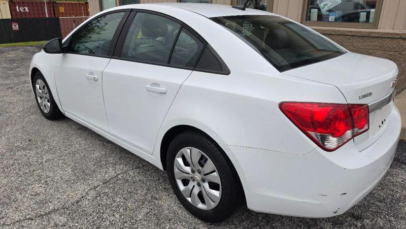 2013 Chevrolet Cruze LS Auto