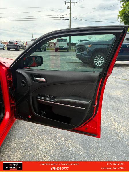2015 Dodge Charger SXT