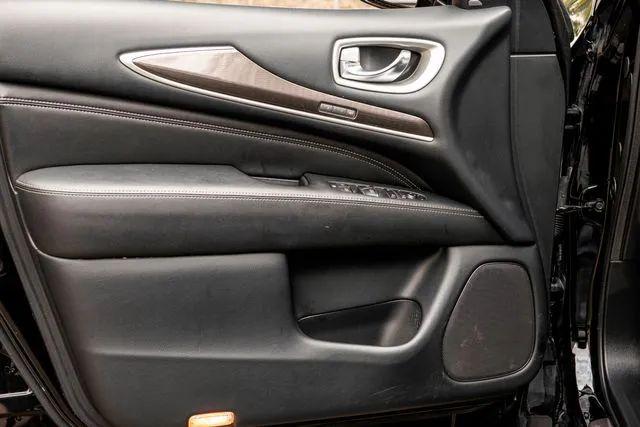 2020 INFINITI QX60 LUXE