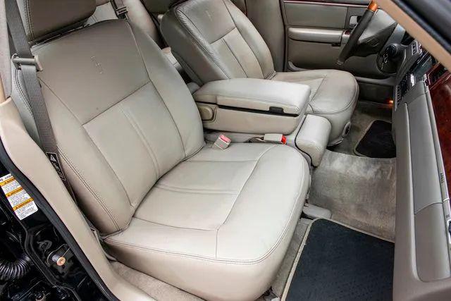 2004 Lincoln Town Car Ultimate