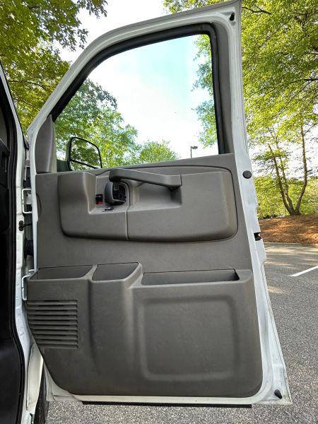 2016 Chevrolet Express LT