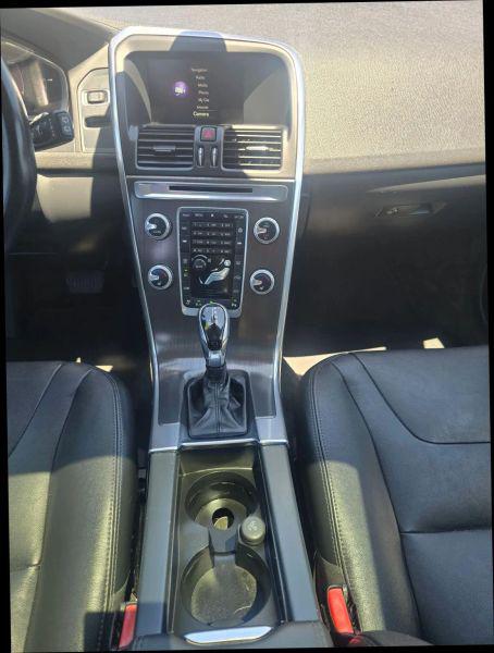 2016 Volvo XC60 T5 Drive-E Premier