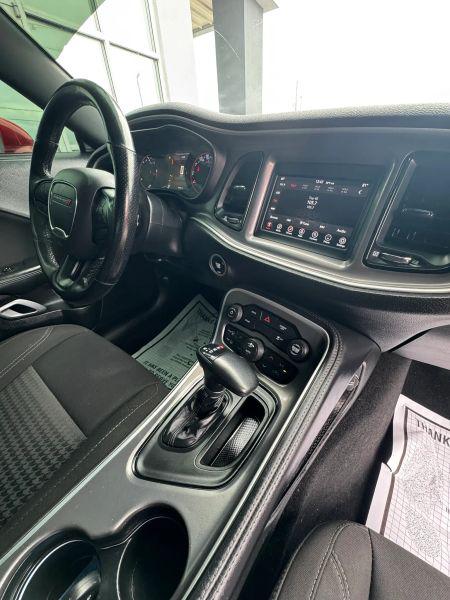 2021 Dodge Challenger SXT