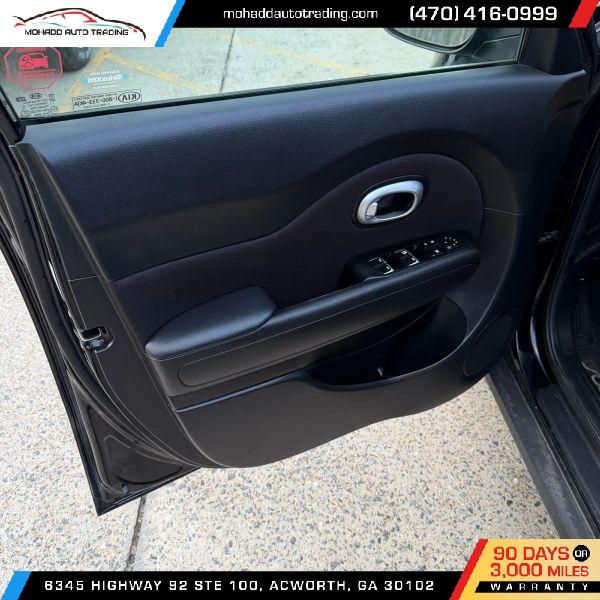 2017 Kia Soul Base