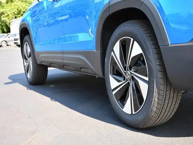 2026 Volkswagen Taos SE