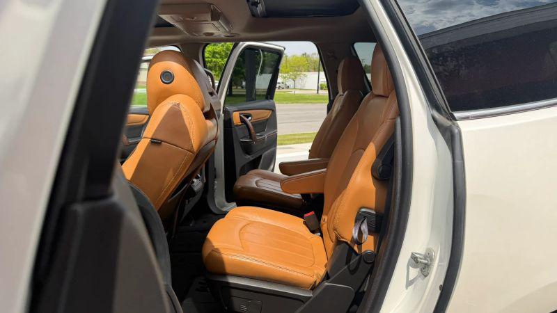 2014 Chevrolet Traverse LTZ