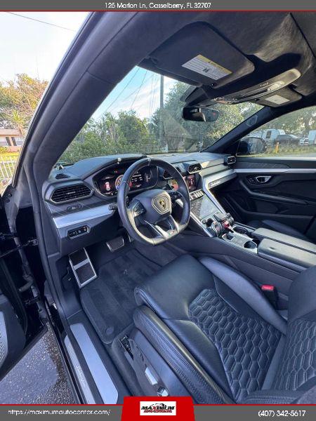 2019 Lamborghini Urus Base