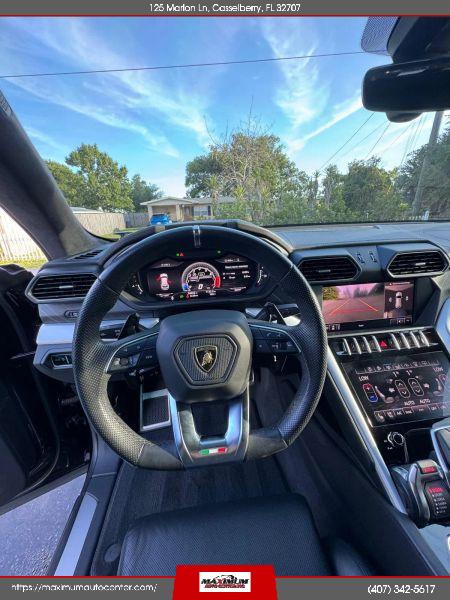 2019 Lamborghini Urus Base