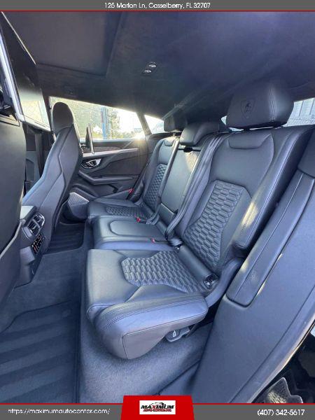 2019 Lamborghini Urus Base