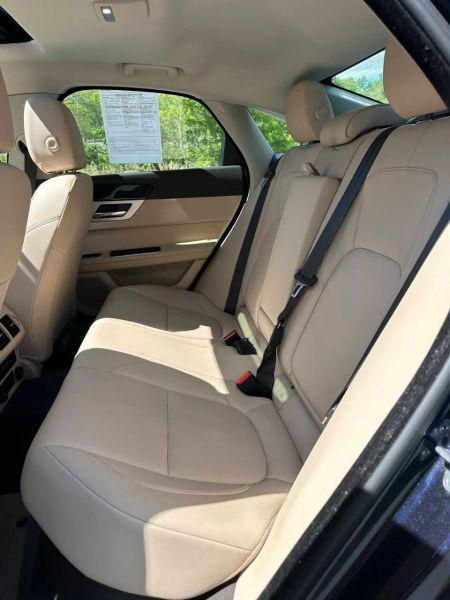2016 Jaguar XF 35t Premium