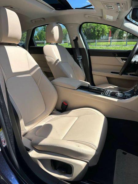 2016 Jaguar XF 35t Premium