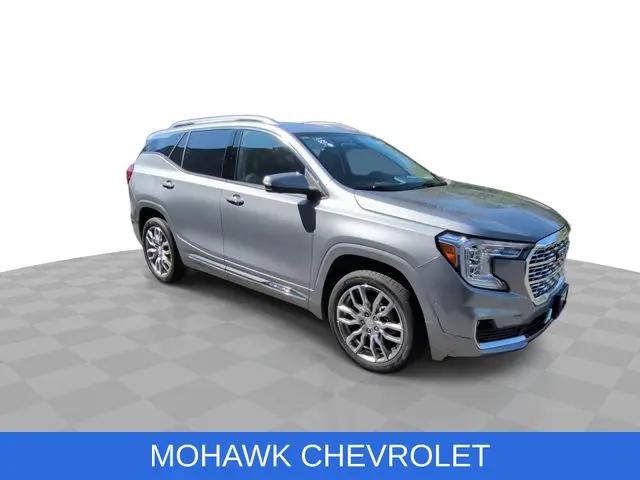 2023 GMC Terrain AWD Denali