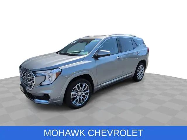 2023 GMC Terrain AWD Denali