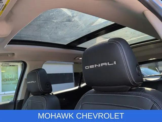 2023 GMC Terrain AWD Denali