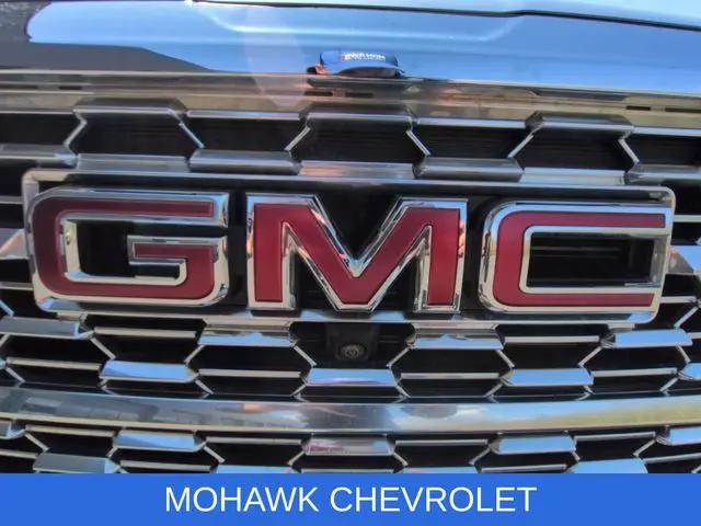 2023 GMC Terrain AWD Denali