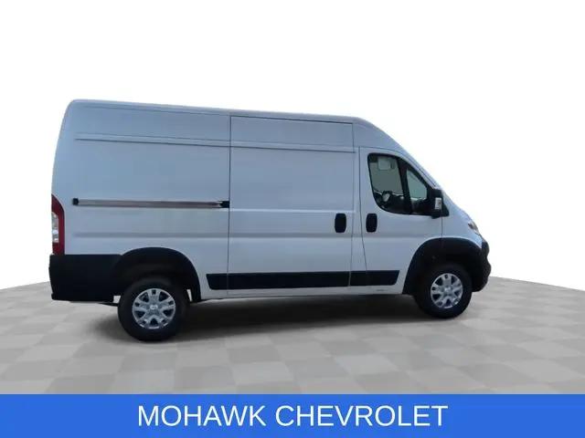 2024 Ram ProMaster Cargo Van SLT High Roof 136" WB