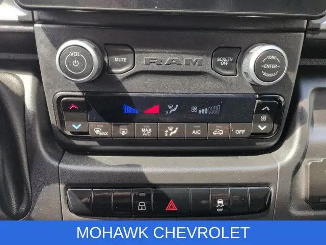 2024 Ram ProMaster Cargo Van SLT High Roof 136" WB