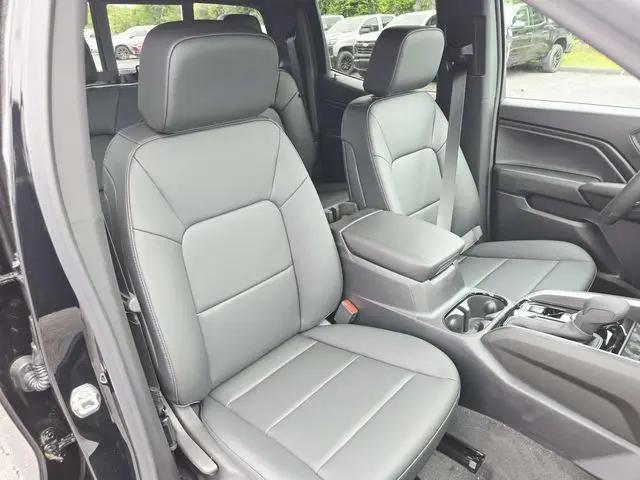 2026 Chevrolet Colorado WT, 4WD