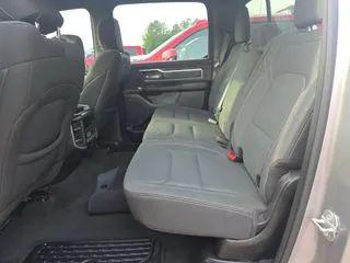 2023 Ram 1500 Big Horn Crew Cab 4x2 5'7" Box