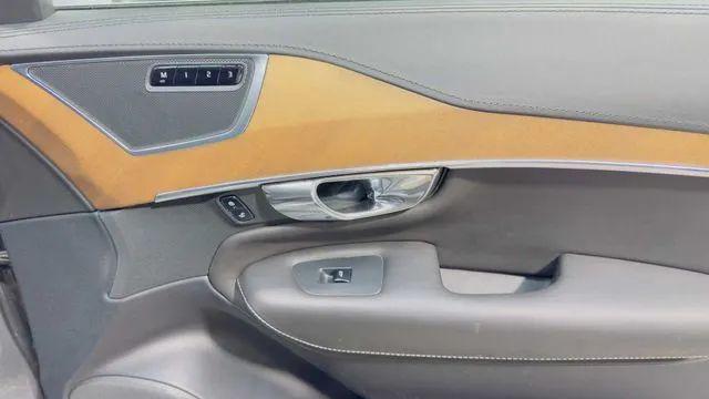 2016 Volvo XC90 T5 Inscription
