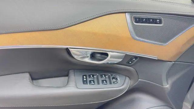 2016 Volvo XC90 T5 Inscription
