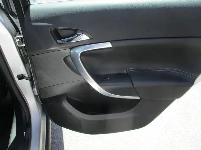 2012 Buick Regal Premium 1