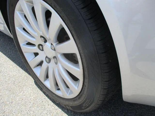 2012 Buick Regal Premium 1