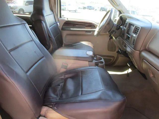 2004 Ford Excursion Limited