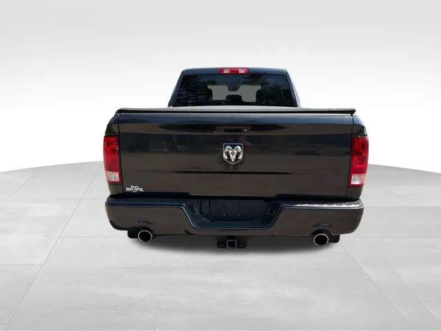 2017 Ram 1500 Express Quad Cab 4x4 6'4" Box