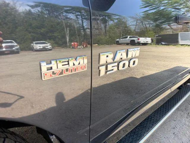 2017 Ram 1500 Express Quad Cab 4x4 6'4" Box