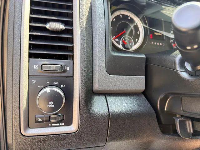 2017 Ram 1500 Express Quad Cab 4x4 6'4" Box