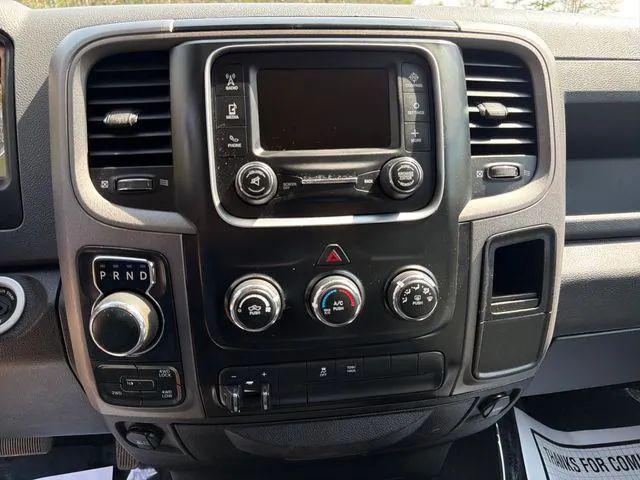2017 Ram 1500 Express Quad Cab 4x4 6'4" Box
