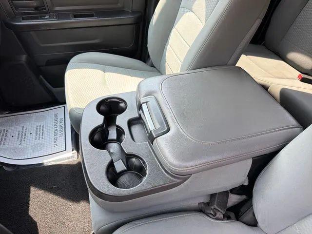 2017 Ram 1500 Express Quad Cab 4x4 6'4" Box