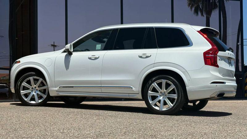 2017 Volvo XC90 Hybrid T8 Inscription