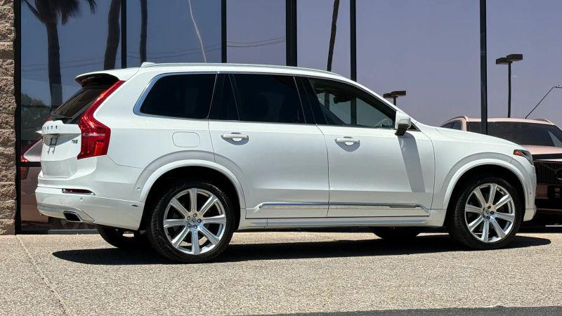 2017 Volvo XC90 Hybrid T8 Inscription