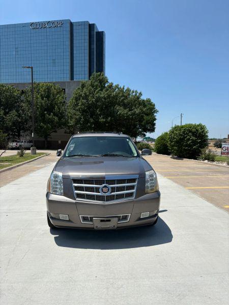 2014 Cadillac Escalade Platinum