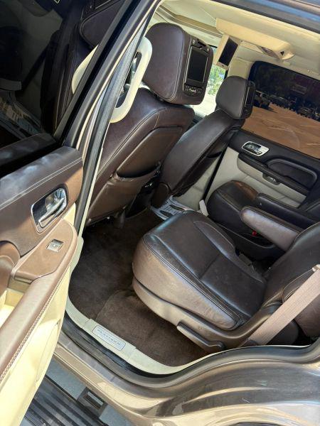 2014 Cadillac Escalade Platinum