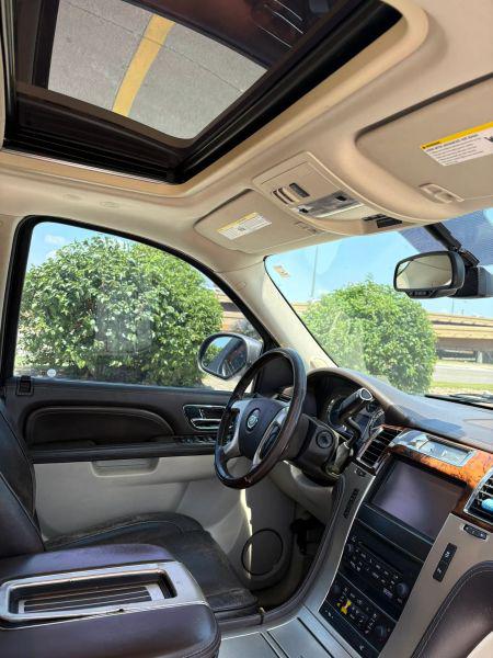 2014 Cadillac Escalade Platinum