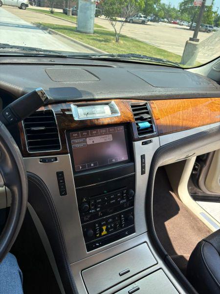 2014 Cadillac Escalade Platinum