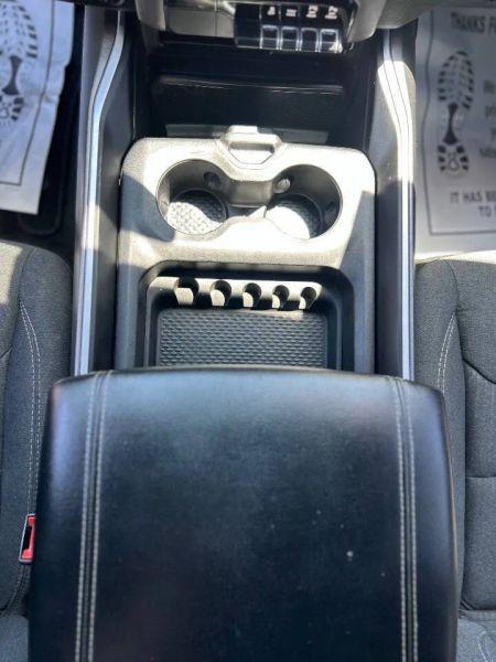 2021 Ram 1500 Big Horn Crew Cab 4x2 5'7" Box