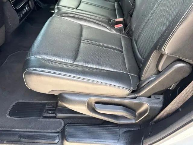 2023 Jeep Wagoneer Series II 4x2