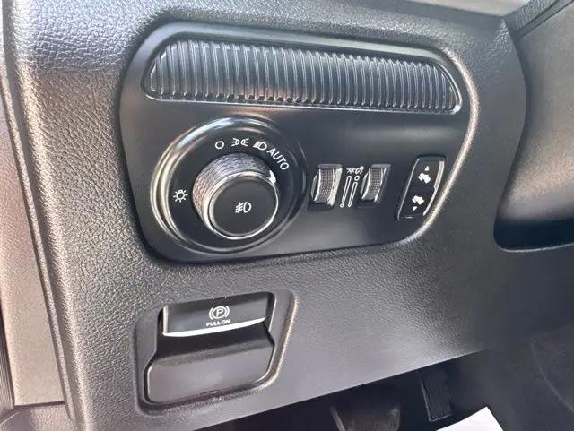 2023 Jeep Wagoneer Series II 4x2