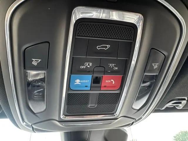 2023 Jeep Wagoneer Series II 4x2