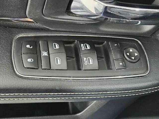 2017 Ram 1500 Sport Crew Cab 4x4 5'7" Box
