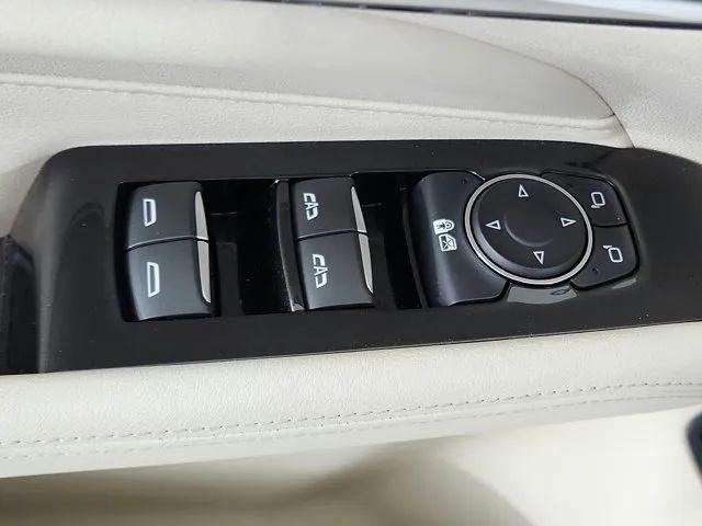 2024 Cadillac CT4 Premium Luxury